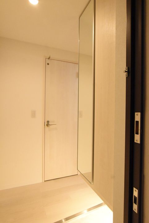 グレン山鼻の内装