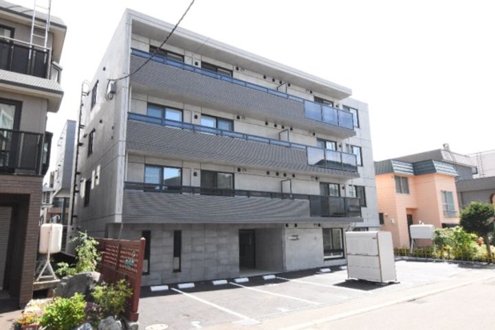 noble hill 南郷通の外観