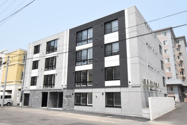 LR YAMAHANAの外観