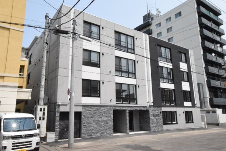 LR YAMAHANAの外観