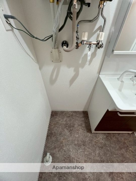 北海道札幌市中央区南十六条西6丁目の賃貸マンションの内装