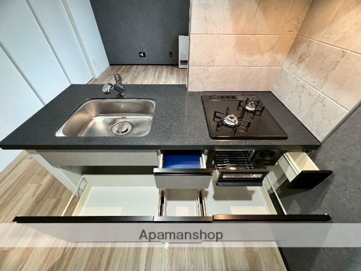 北海道札幌市中央区南十六条西6丁目の賃貸マンションの内装