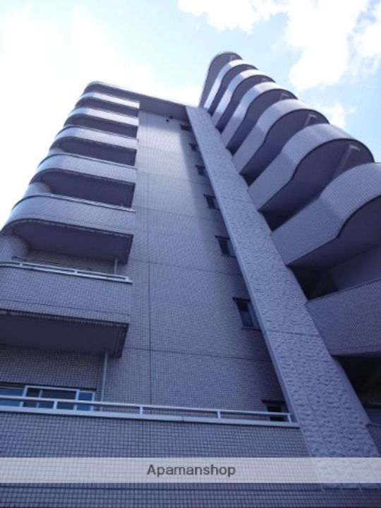 ルーヴル21の外観