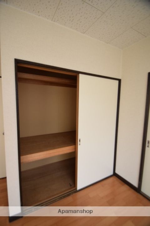 ファミールBの内装
