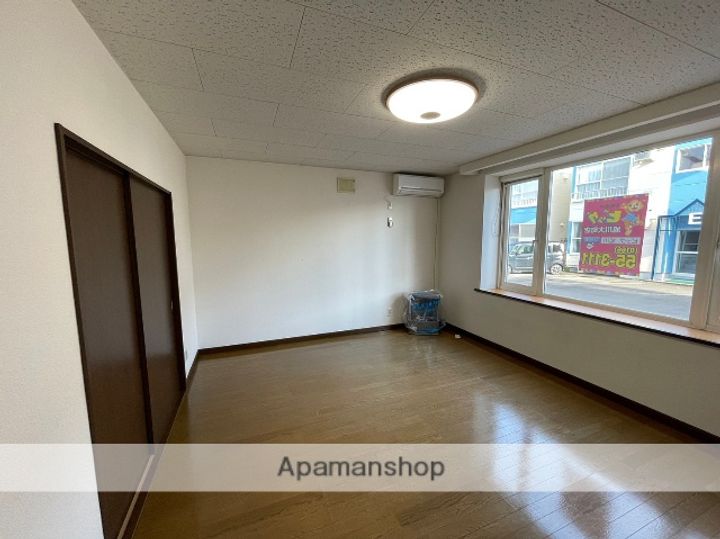 ベラーノ A棟の居間