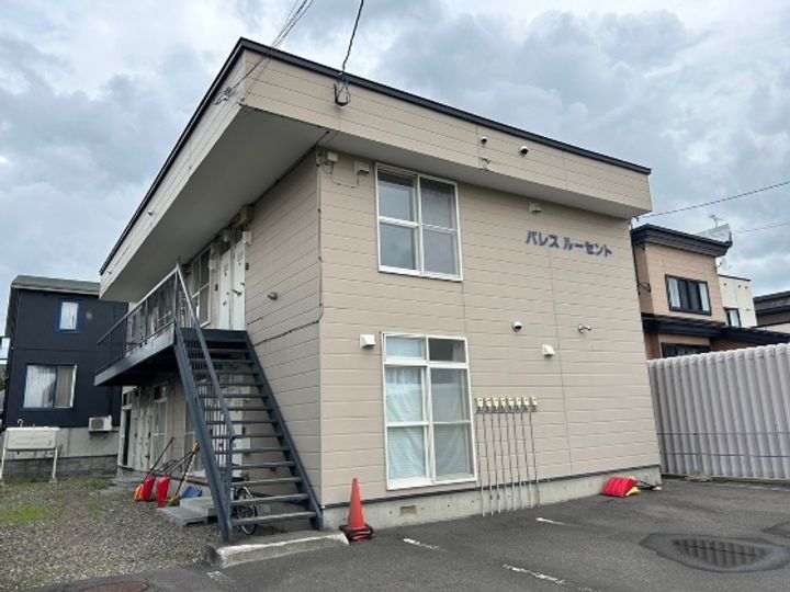 パレスルーセントの外観