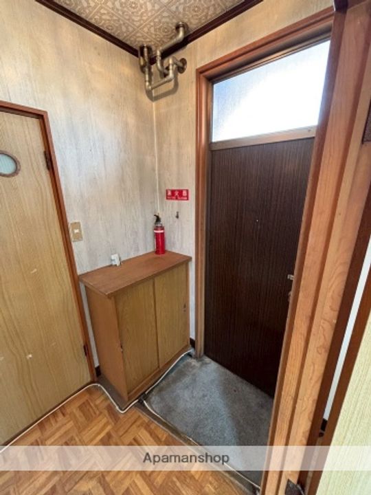 スカイコーポの玄関