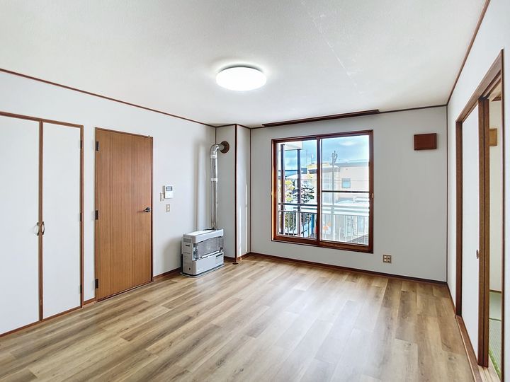 エポック永山 B棟201の居間