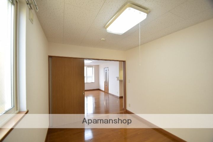 アレスAの内装