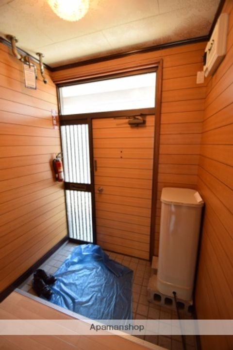 グリーンハイツ藤A棟の玄関