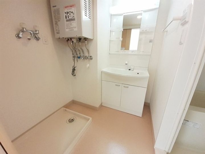 ジェルメ スュドのその他画像