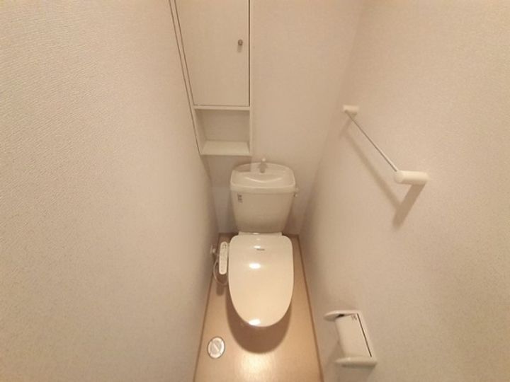 サム・ソラーレのその他画像