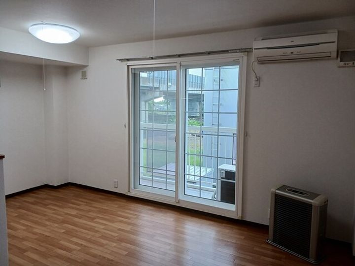 エアリー・サンの居間