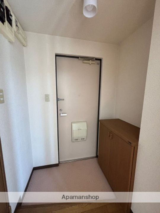 ベイクリスタルの玄関