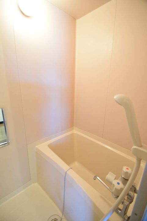 ルピナス近文の風呂