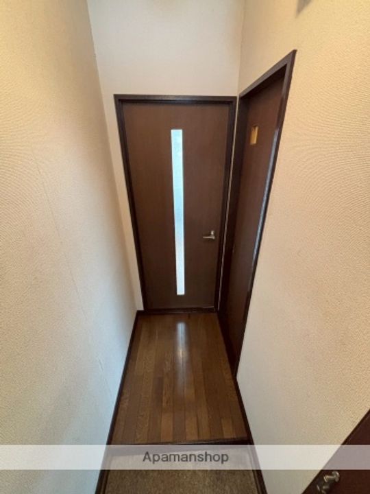 サイレンス2206Bの玄関