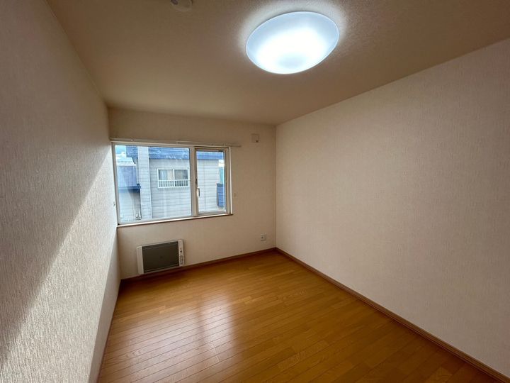 カリーナの内装