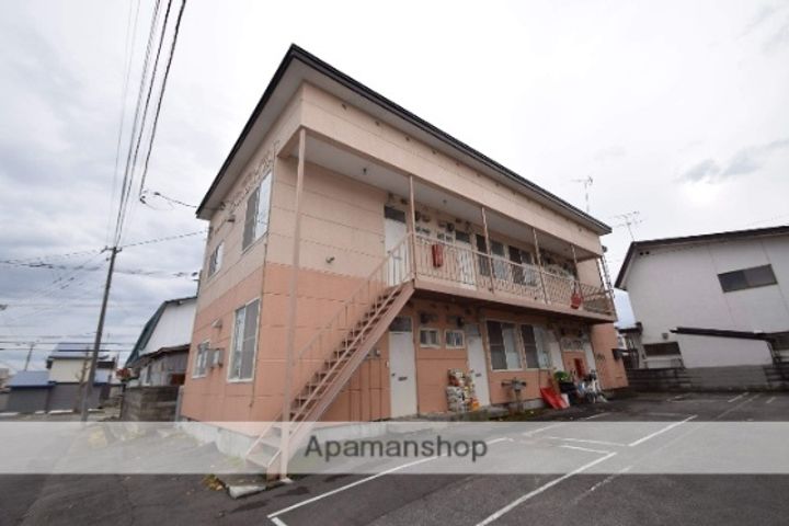 旭町113ハイツAの外観