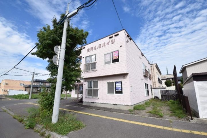 豊岡4・5ハイツの外観