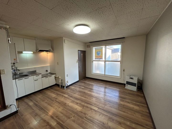 セブンハイツB6の居間