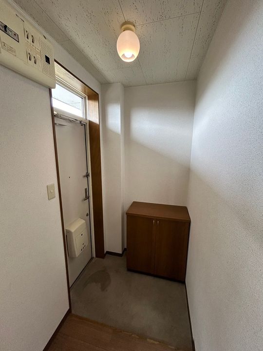 エントランス3・1202の玄関