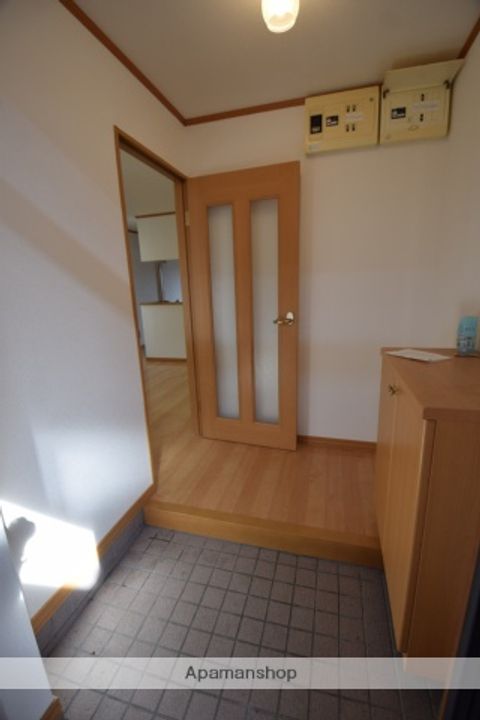 ネーブルハイツの玄関