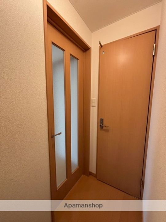 BONDSの玄関