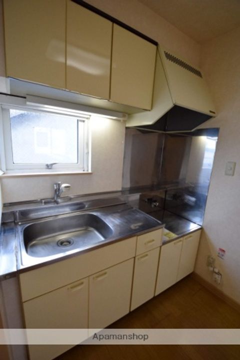 ハイエスト東7・7のキッチン
