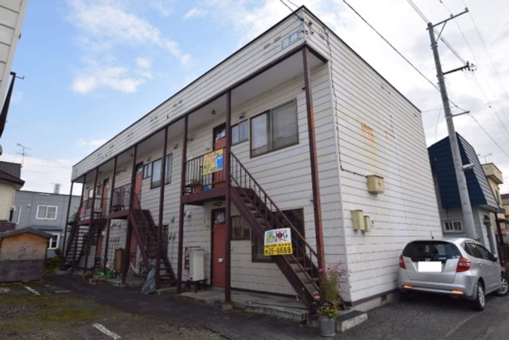 神楽コーポ島崎B棟の外観