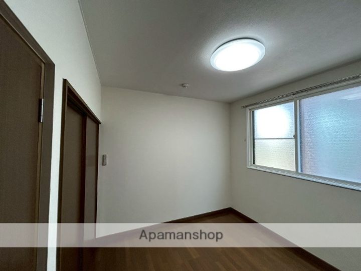 リラコートAの内装