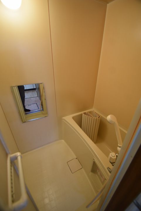 キャメロン1・2の風呂