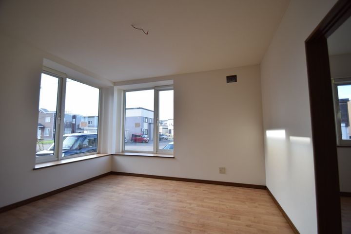 キャメロン1・2の居間