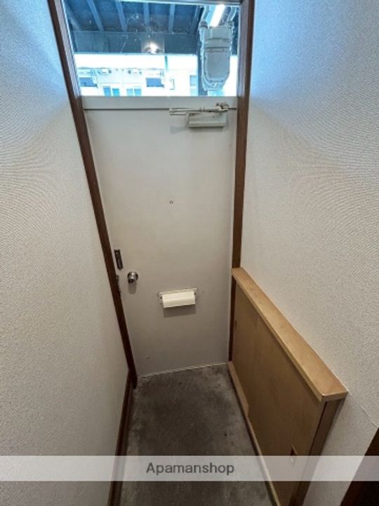 H&Yレジデンス5号館の玄関