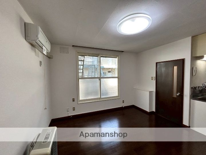 H&Yレジデンス5号館の居間