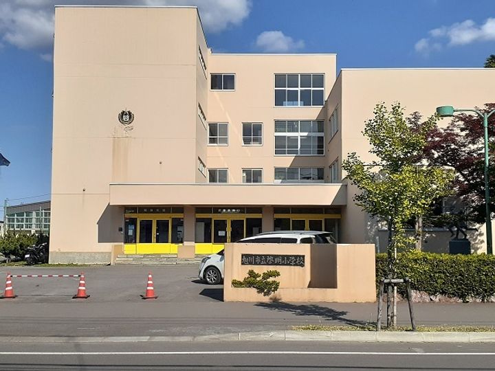 ロロノアⅡの周辺