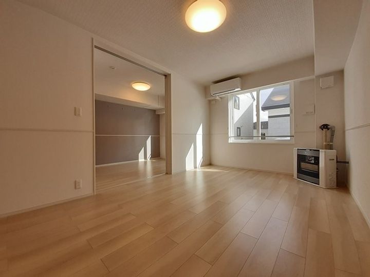 カーチスの居間