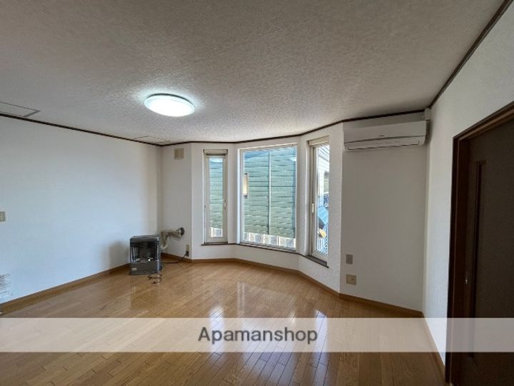 忠和5・6ハイツの居間