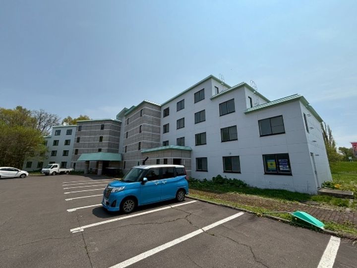 ヴィラナリー旭川 A棟の外観