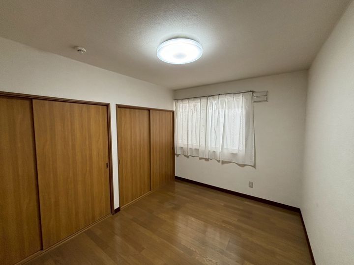 ロイヤル・KANASE・永山202の内装