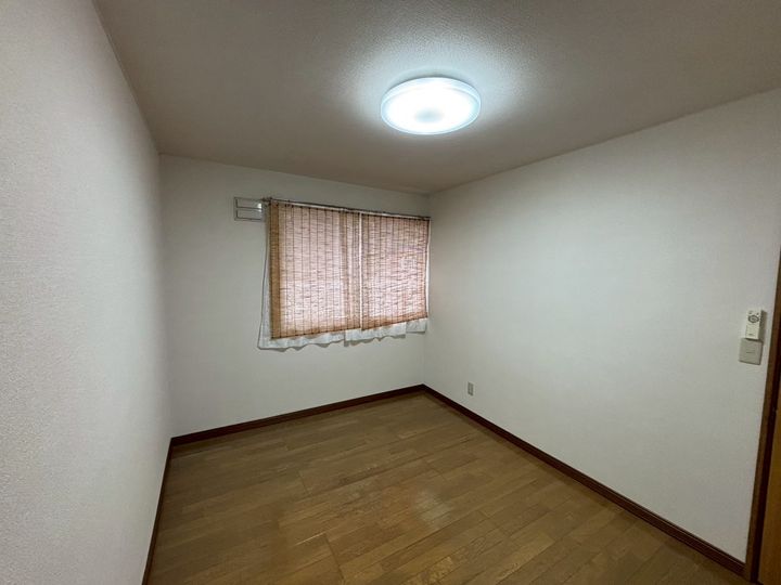 ロイヤル・KANASE・永山202の内装