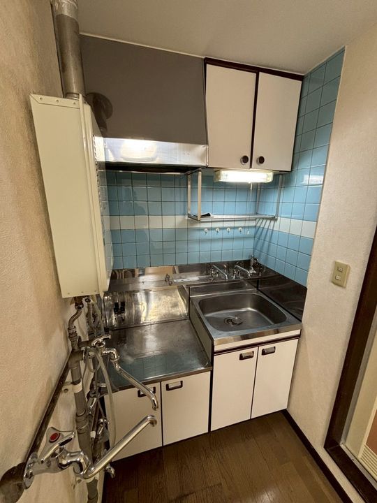 新富11ハイツ202のキッチン