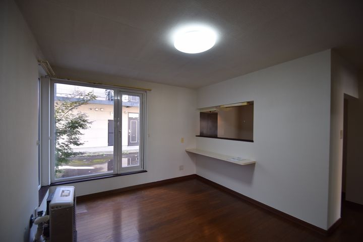 ガーデンパレス神居A・BB101の居間