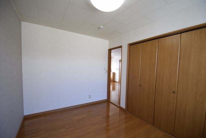 パークサイドまつばらA202の内装