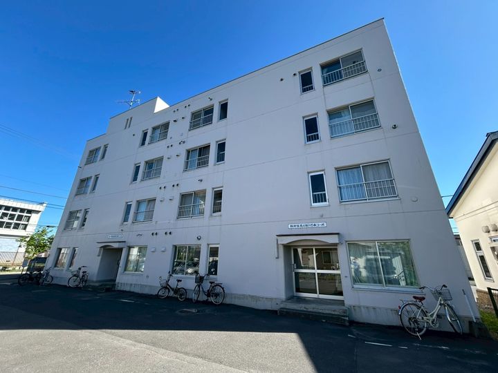 勤財協第4旭川5条コーポBの外観