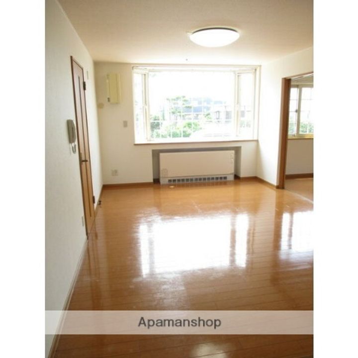 北海道札幌市厚別区厚別南6丁目の賃貸アパート101の居間