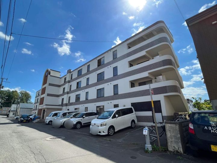 サントピア103号室の外観