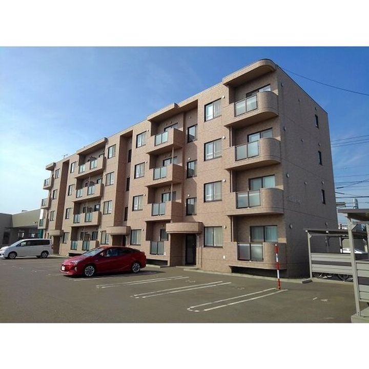 プラシード上野幌の外観