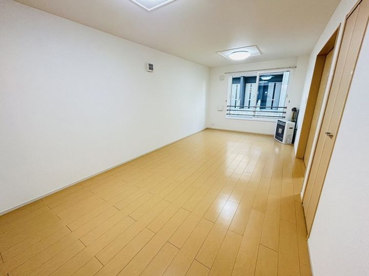 ブリアンアルモニーの居間
