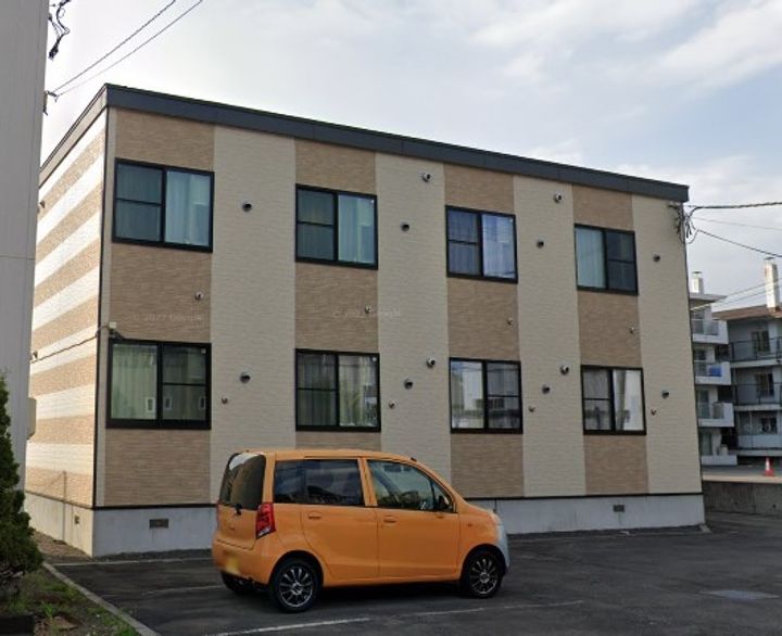 レオパレスグレイスポプラ208の外観