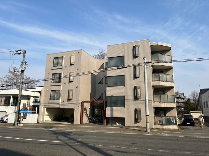 デベックス清田205の外観